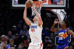 九游娱乐-JackeyLove新星重要助攻表现突出，快船前途光明！