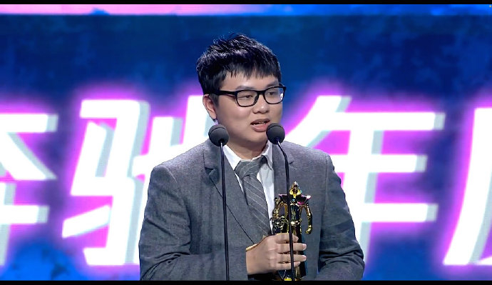 关于Karsa连续十场比赛得分超过问鼎冠军，塞尔维亚队挑战极限！的信息